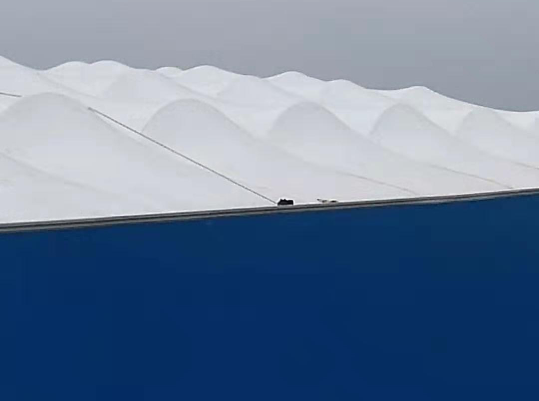 贵州黔东电厂篮球场膜结构建筑工程(图1)